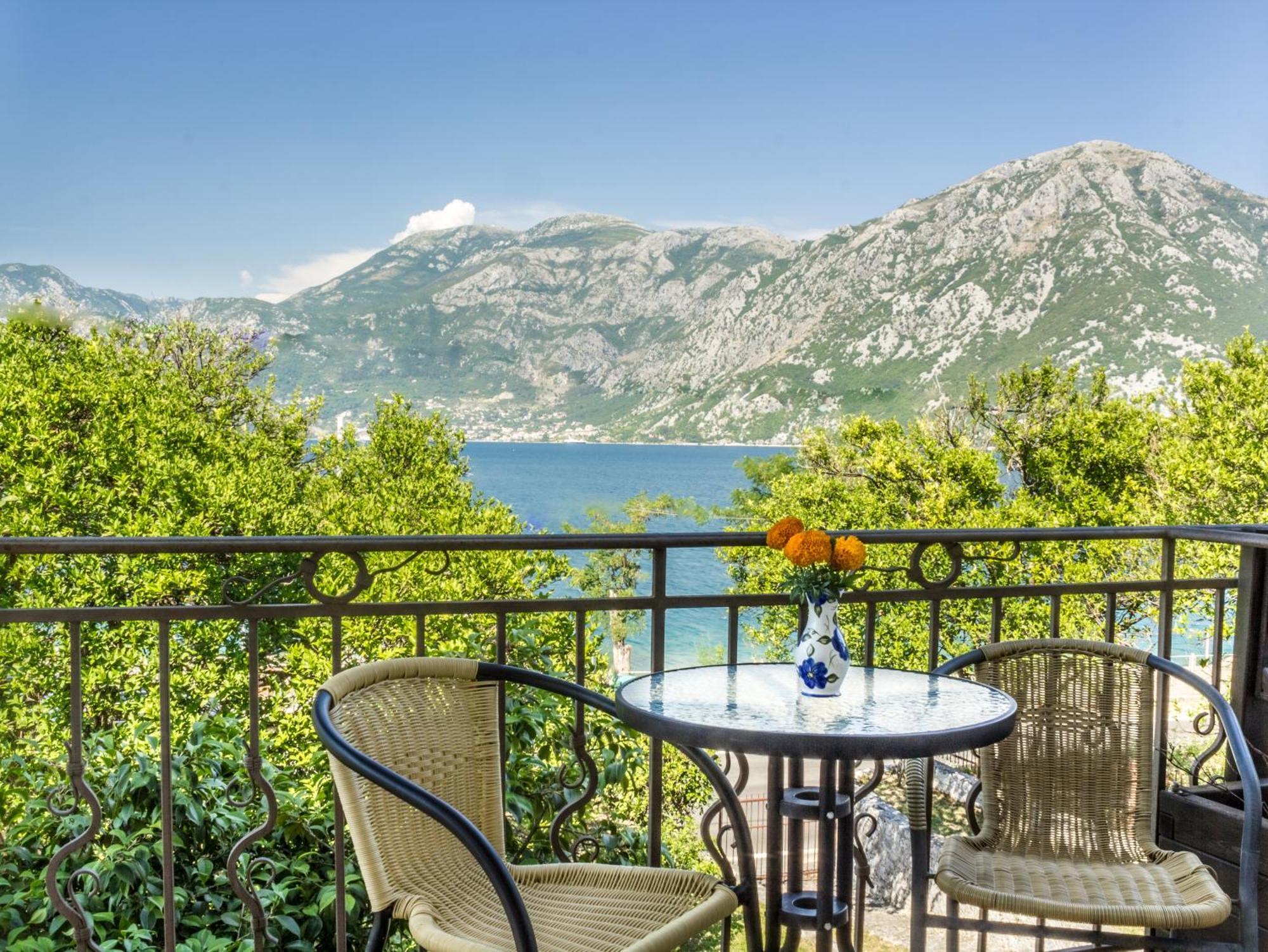Apartmani Stanovcic Donji Morinj Dış mekan fotoğraf